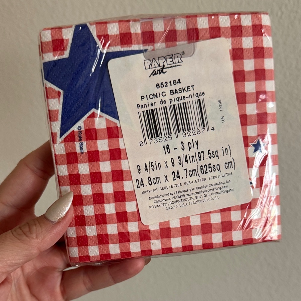 Red Checkered Napkins with Blue Stars - Picture 2 of 2
